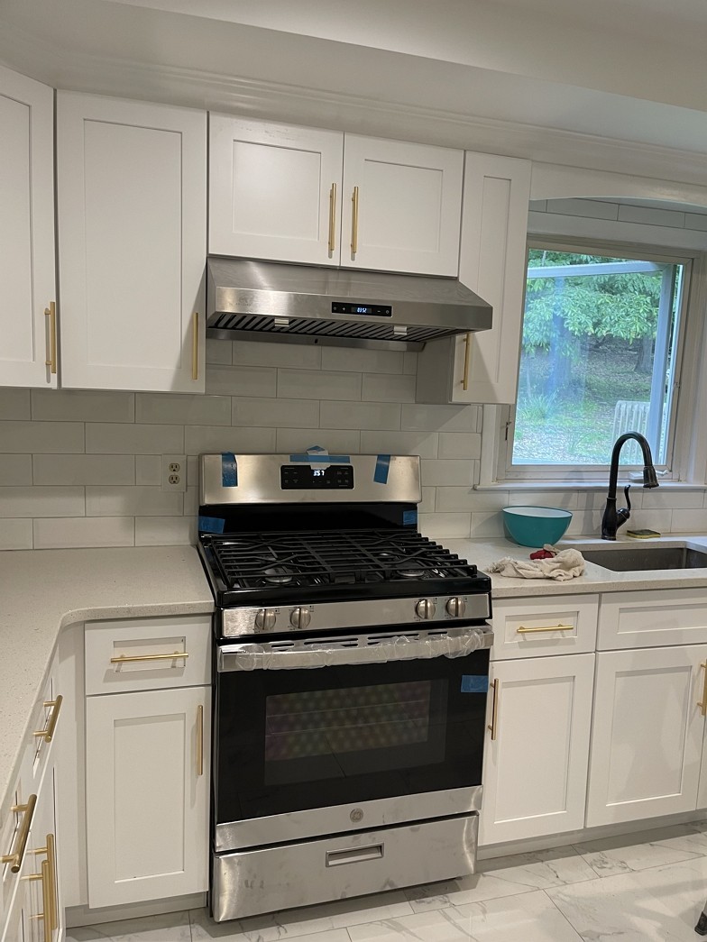 新泽西装修服务推荐吉祥装修公司孟师傅 20年装修经验, 技术全面 免费估价找孟师傅