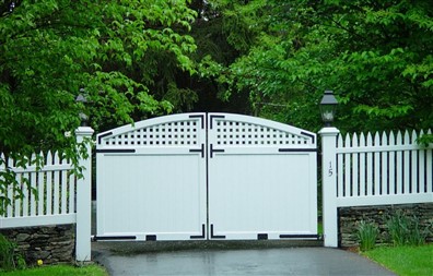 美东装修技术全面 30年装修经验 店铺装修 庭院铺砖 免费估价