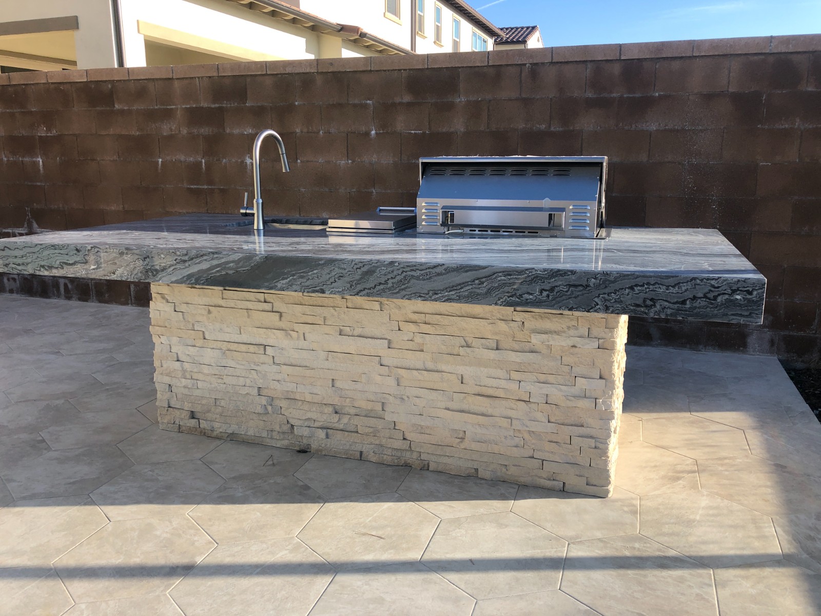 洛杉矶谷德兰庭院装修-图8