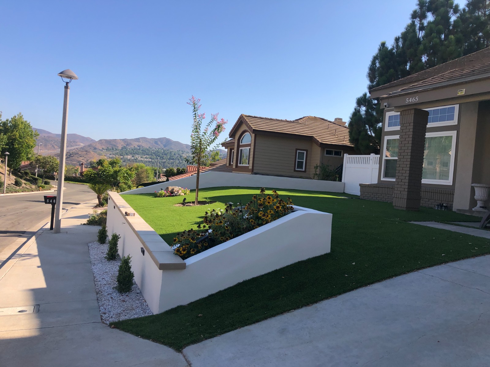 洛杉矶谷德兰庭院装修-图10