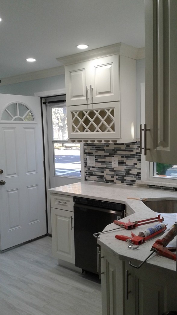 店铺装修，指甲店装修，餐馆装修，室内装修，15年装修经验，美东装修公司有执照和保险，免费估价