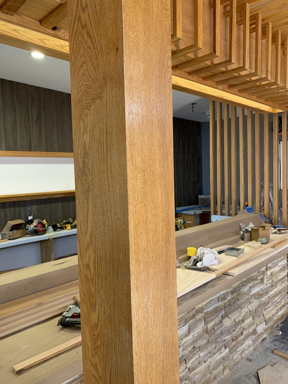 纽约専嶪安装窗户保温门窗  腾龙装修公司 住宅商铺门窗安装，30年制作和安装经验，曼哈顿保温门窗安装