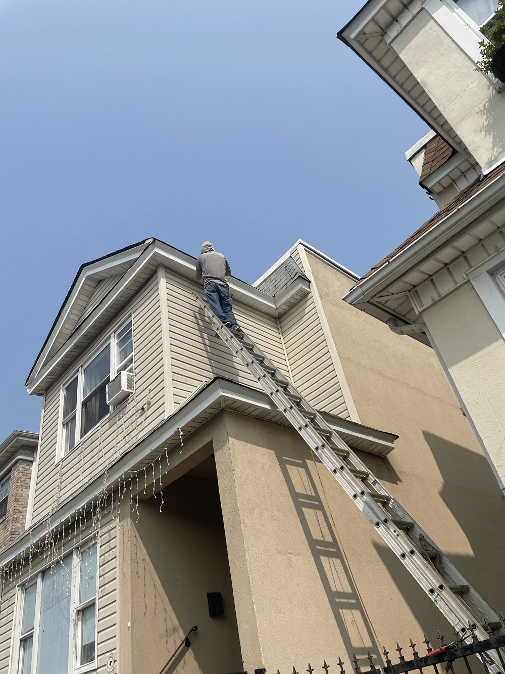 纽约永固屋顶公司 – 长岛屋顶公司维修屋顶瓦片，屋顶修漏水，屋顶翻新，维修加固屋顶