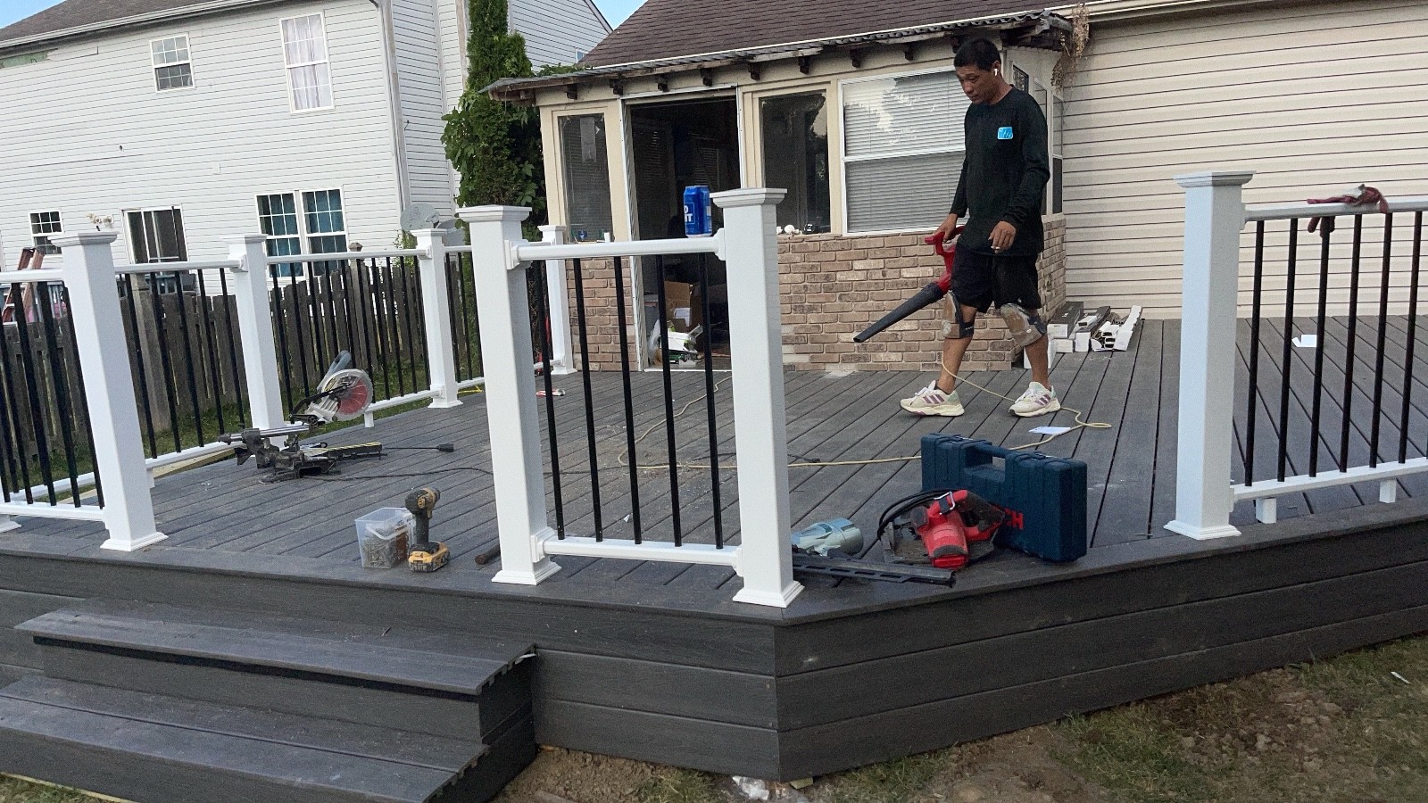 新泽西庭院改造，露台制作，石台阶，走道铺石砖