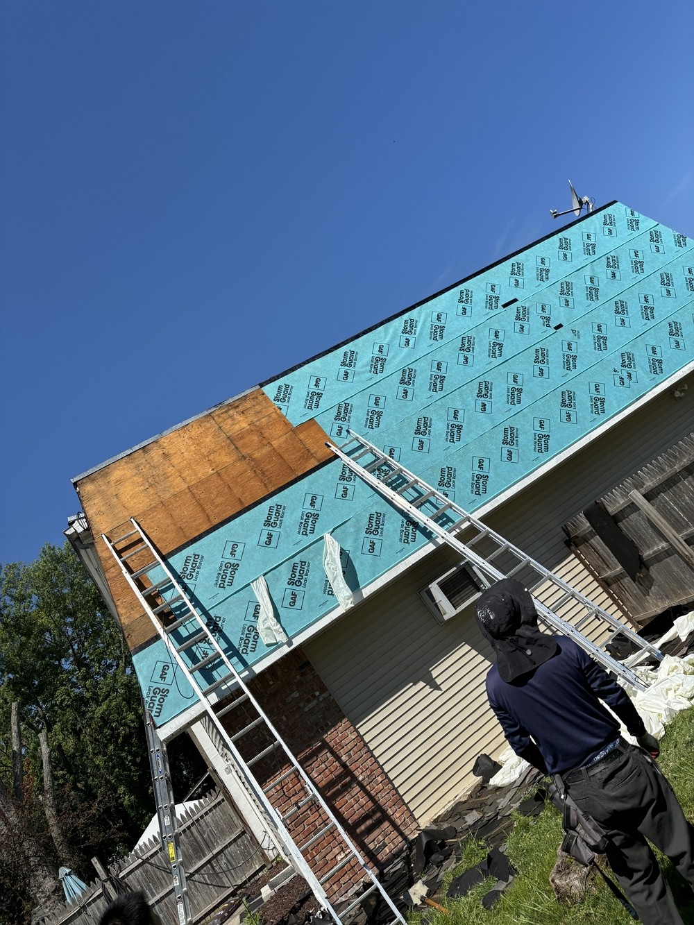 永固屋顶公司 – 专精屋顶维修，修理屋顶漏水，屋顶翻新，屋顶防水，安装新屋顶 免费估价