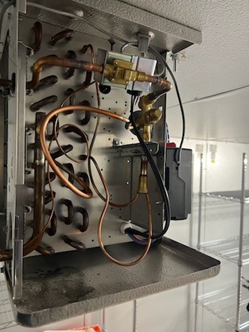 八世纪冷暖公司-Eight Century Heating & Cooling (HVAC)-专做住家和商业冷暖设备维修安装