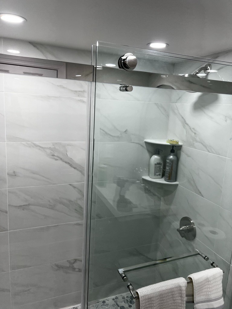 信用装修公司-商业装修，家庭房屋装修行家，精湛木工，做精致室内装修，庭院装修，高质量装修师傅