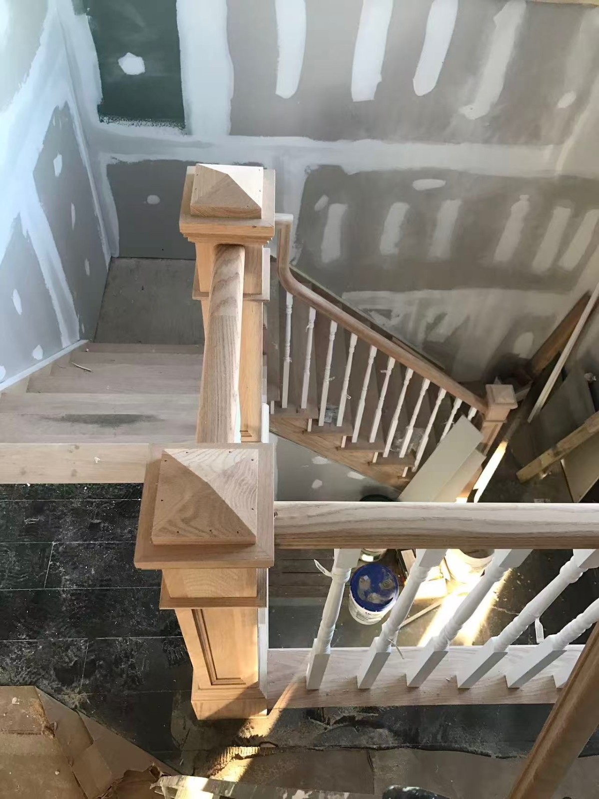 克利夫兰房屋装修，俄亥俄州Cleveland房子室内外装修/店铺装修，联系大作为装修师傅，木工水电泥水齐全