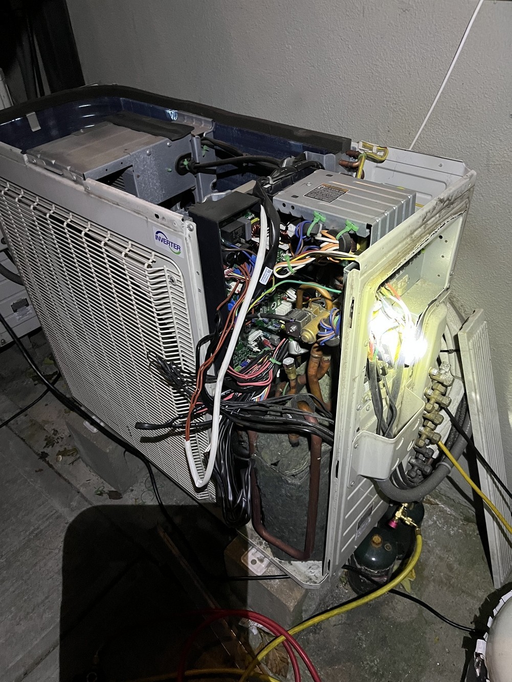 宏兴胜冷暖 – 空调维修 菜箱/冰库/码柜全能修 换热水炉 抽风机 煤气暖炉 从业冷暖维修26年