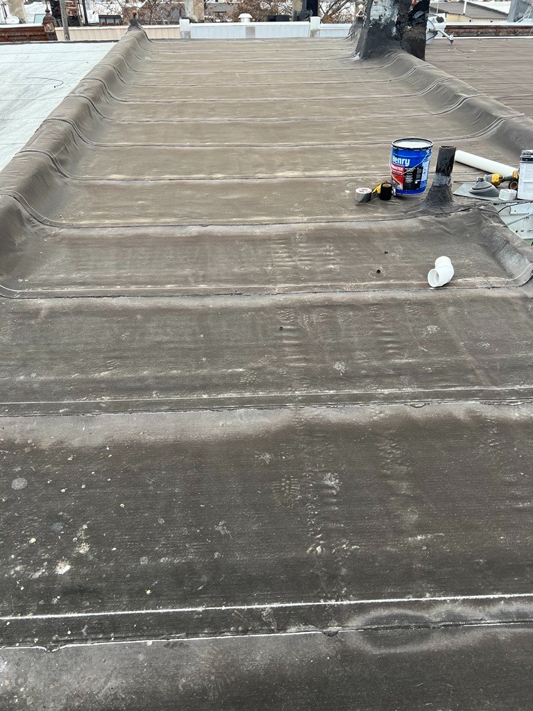 林氏装修公司承接特拉华房屋装修，商业店铺装修，室内/庭院装修，浴室/厨房装修，地下室翻新，水电木工