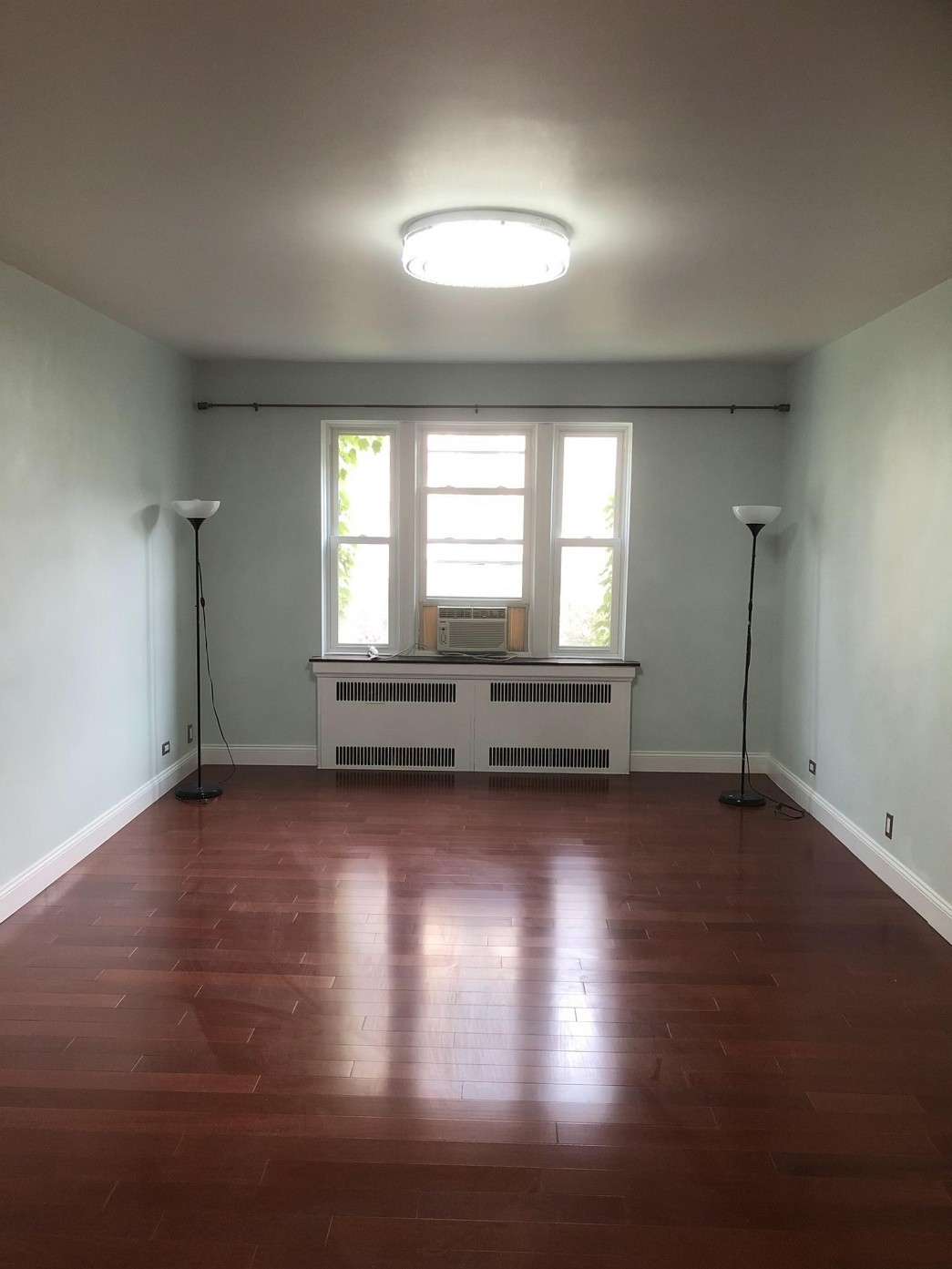 南通德胜装修公司，有30年房屋装修经验，厨房装修，卫生间装修，木工水电，免费估价找徐师傅