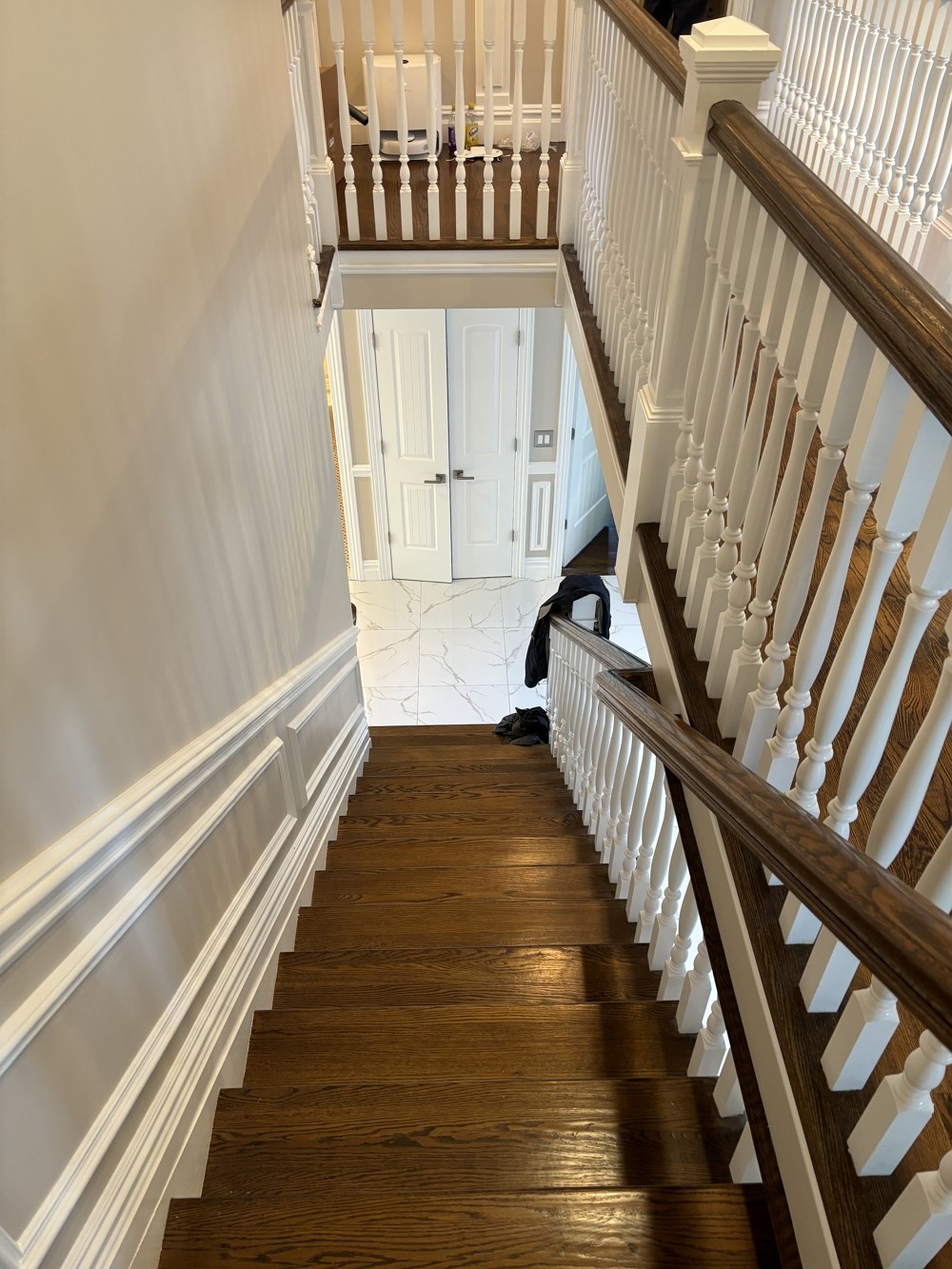 精雅法拉盛装修公司，室内外装修承接家庭住宅，商业店铺，餐馆装修，500万保险开工纸资质，厨房浴室装修