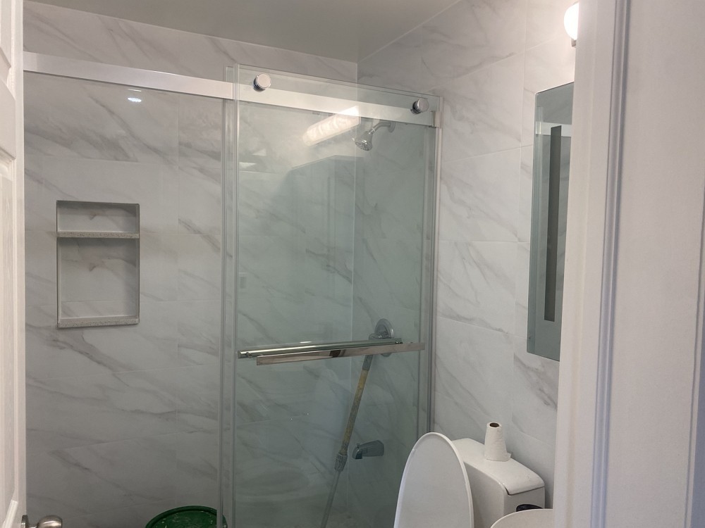 好运装修公司承接店铺和餐馆装修，办公室/诊所装修，家庭住宅加建改建装修，联系朱师傅