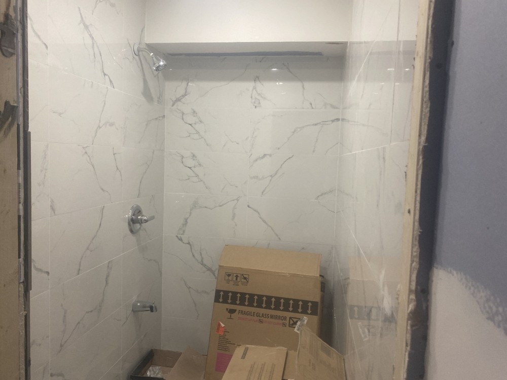好运装修公司承接店铺和餐馆装修，办公室/诊所装修，家庭住宅加建改建装修，联系朱师傅