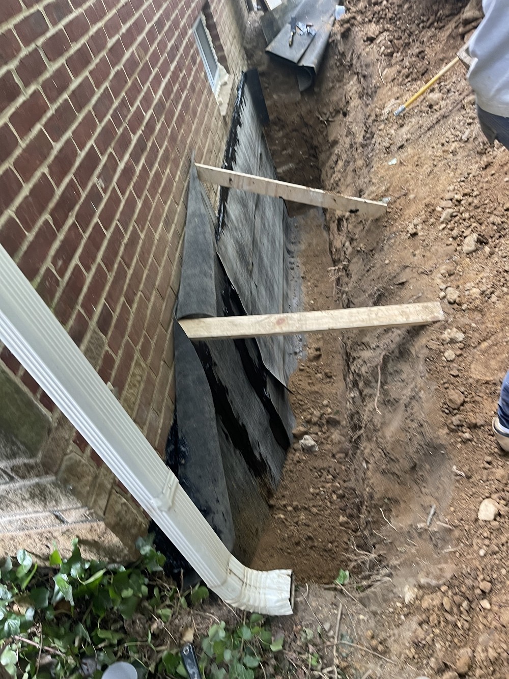 华新草坪洒水系统/喷灌系统Lawn Sprinkler安装维修，冬天前草坪喷灌系统抽水关掉服务，做防冻处理