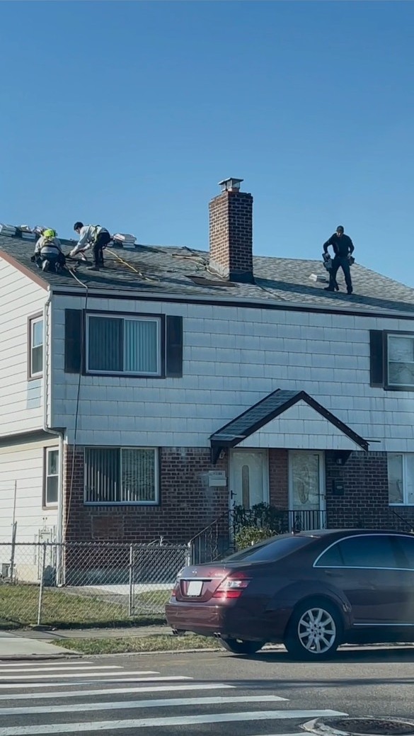 华新屋顶维修翻新， 修换瓦片， 防水沥青瓦，石板瓦等翻新维修，斜顶平顶专业防水处理