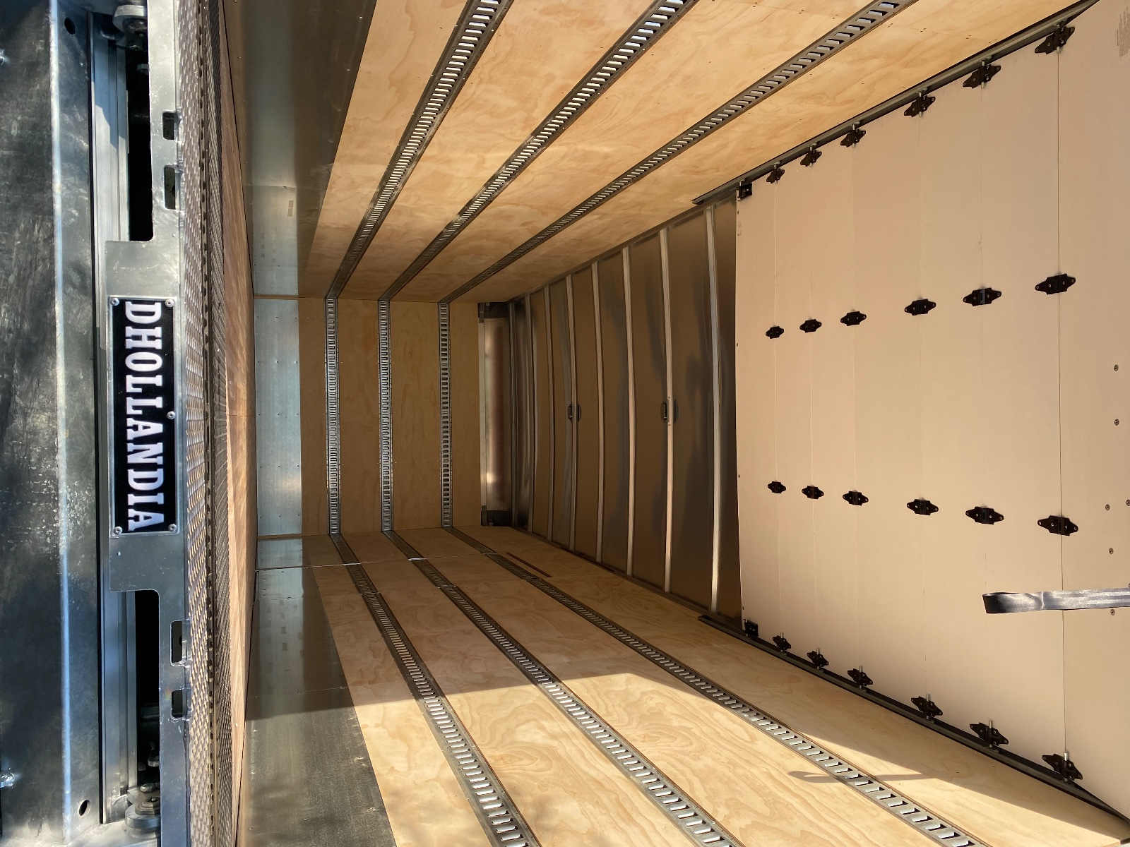 低里程，保养良好，低价出售！！！