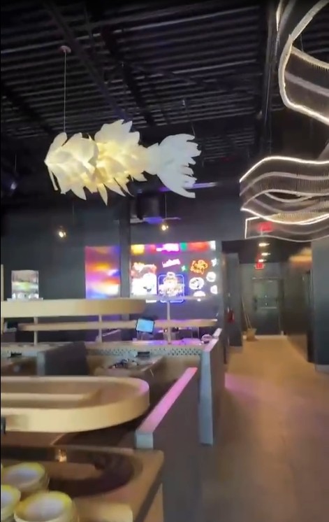 纽约德通装修公司 家庭装修 店铺装修 餐馆指甲店装修 水电炉灶热水炉安装