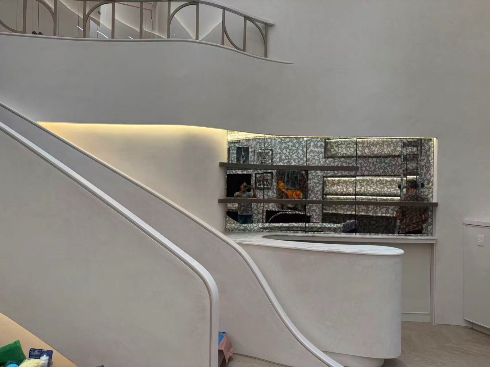 房屋改造 贴瓷砖墙面 工艺油漆、艺术墙（Accent Wall) 木工项目 承接大小工程 做工细致 免费上门估价