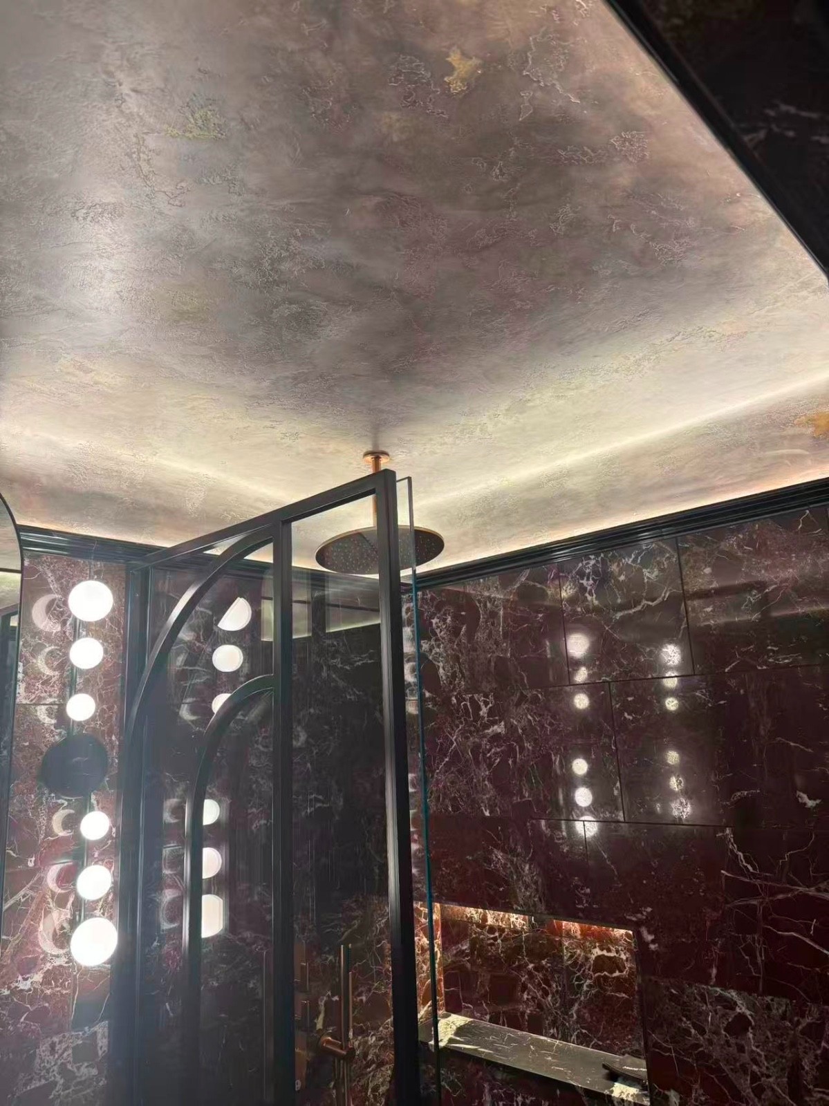 家庭住宅，厨房装修，浴室翻新，开工纸资质，土木水电，承接大小工程