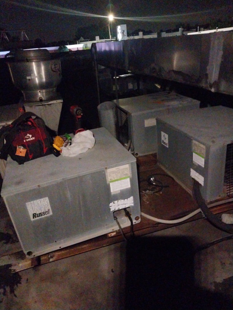 永力冷暖公司–修换热水炉，中央空调维修安装，热水炉修理更换