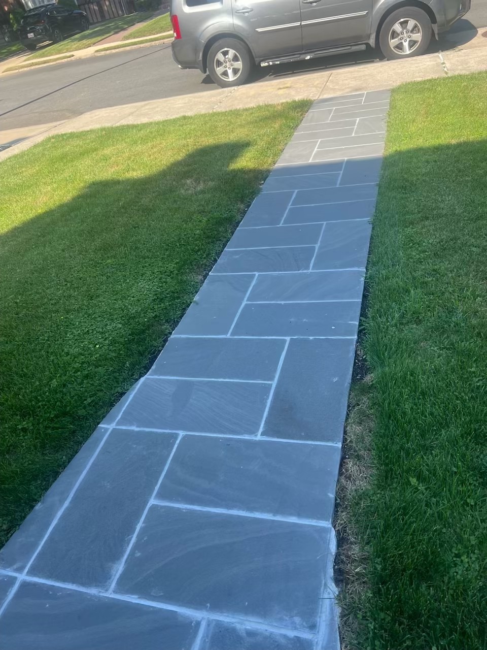 山东实在装修公司提供专业房屋和店铺装修装潢，高品质家庭住宅和商店装修，免费估价