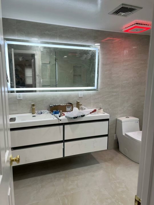 长岛房屋装修，专精室内外装修，厨房卫浴，门窗地板，批灰油漆，房子翻新，地下室防水，信誉好，免费估价