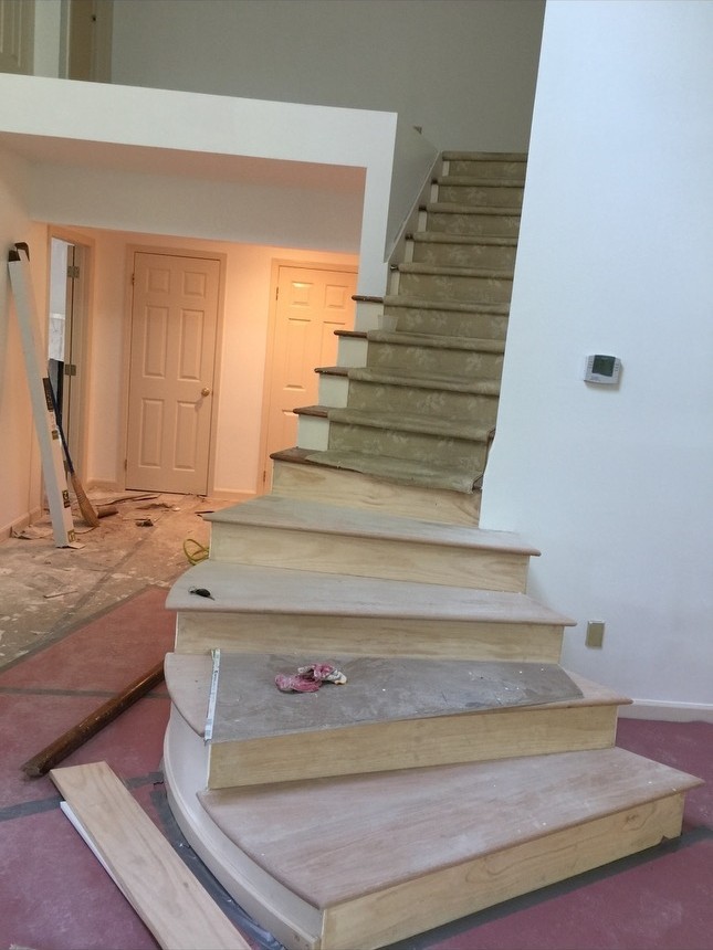 新泽西制作木楼梯，安装新地板， 安装门窗