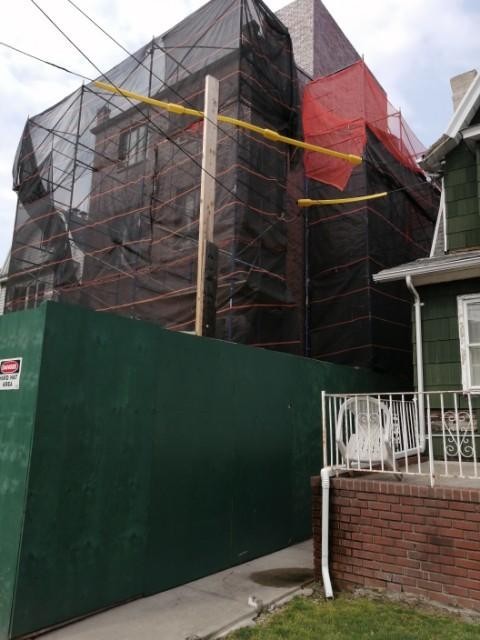 纽约安装窗户推荐门窗装修师傅 保温门窗定制安装，厨房壁橱台面 纽约房屋装修安装地板 隔间加建