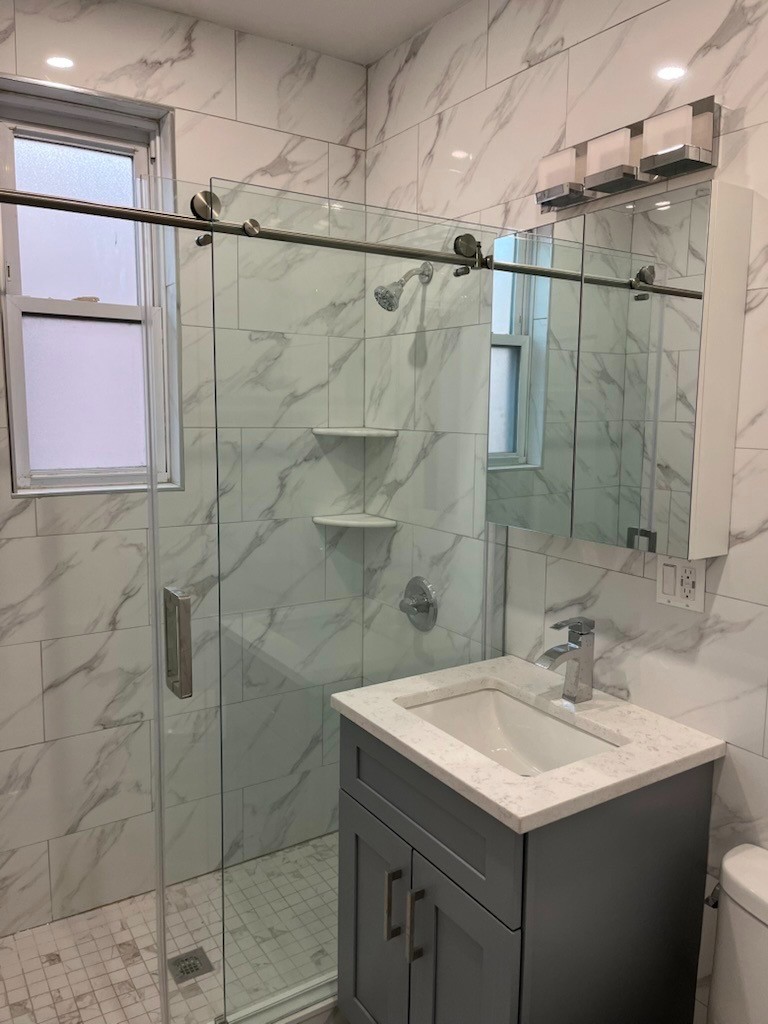 阿周装修承接房屋装修,多年施工经验,工艺精细,住宅装修改建,有保险,价格优惠,免费估价