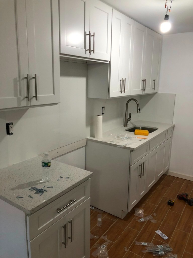 阿周装修承接房屋装修,多年施工经验,工艺精细,住宅装修改建,有保险,价格优惠,免费估价