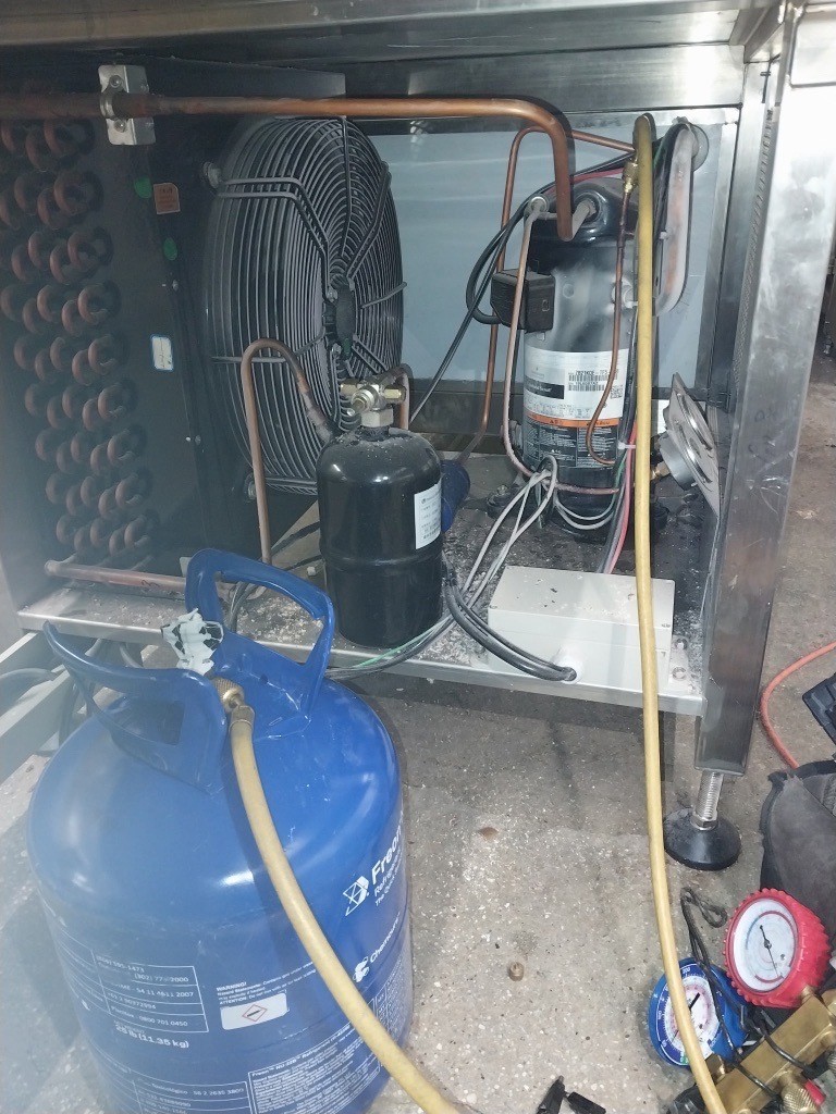 长岛冷暖空调维修公司-永力冷暖9176678893，专精央空调安装/分体空调维修，暖气炉/热水炉/冰箱/码柜/冻库