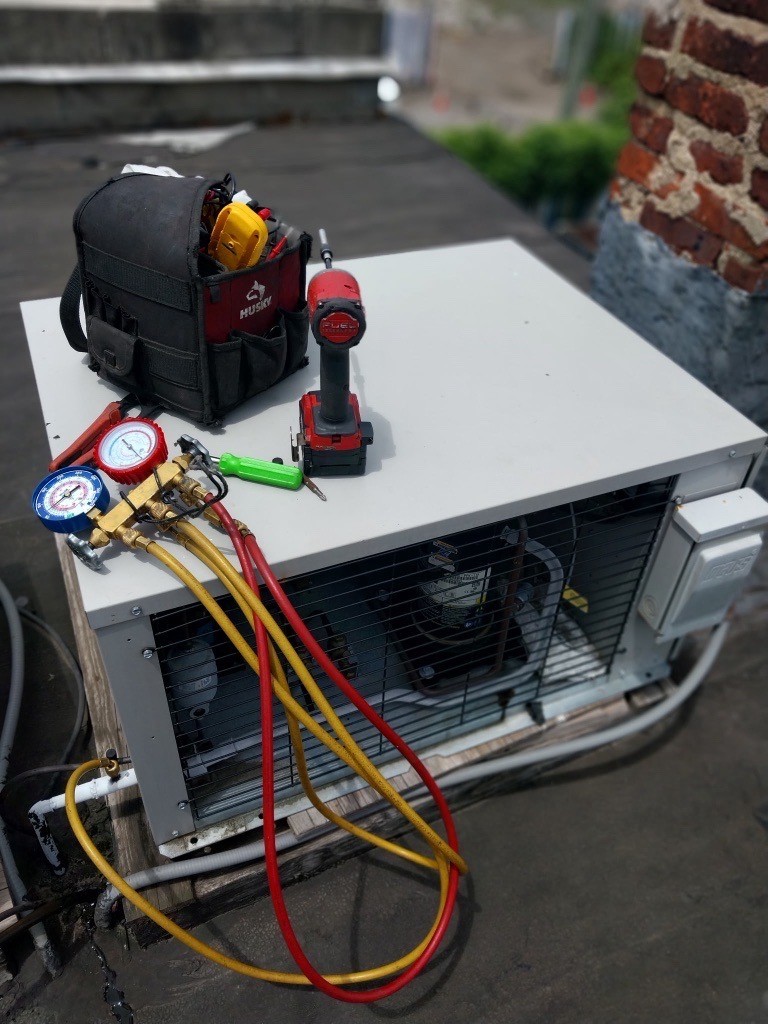 长岛冷暖空调维修公司-永力冷暖9176678893，专精央空调安装/分体空调维修，暖气炉/热水炉/冰箱/码柜/冻库