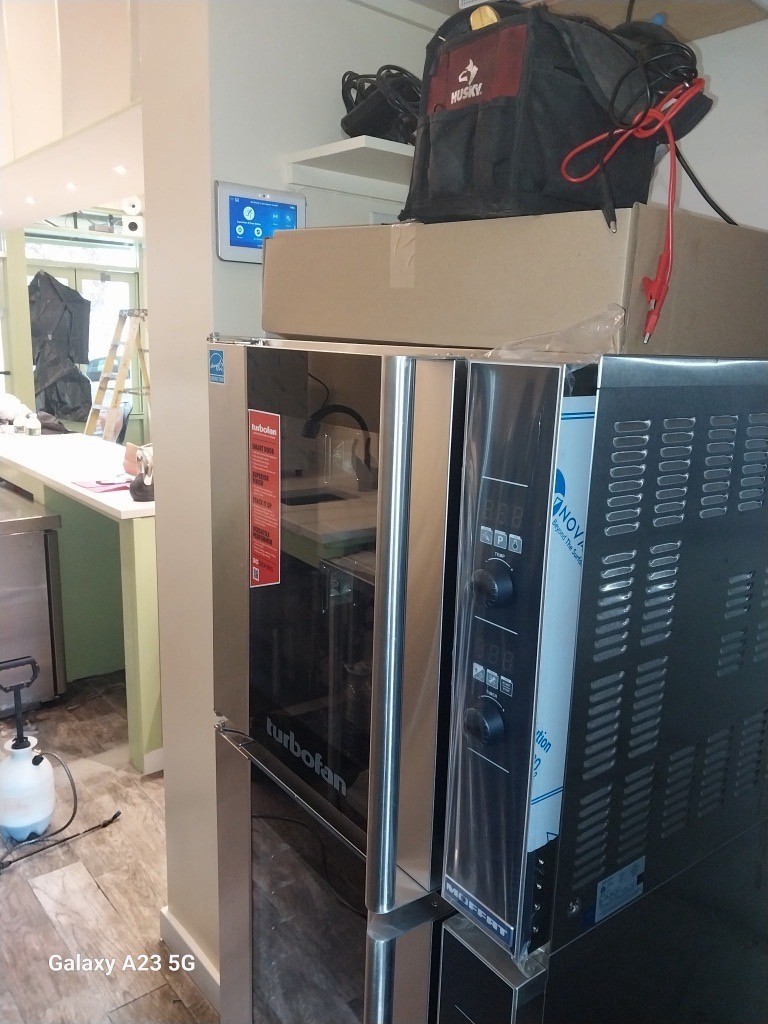 长岛冷暖空调维修公司-永力冷暖9176678893，专精央空调安装/分体空调维修，暖气炉/热水炉/冰箱/码柜/冻库