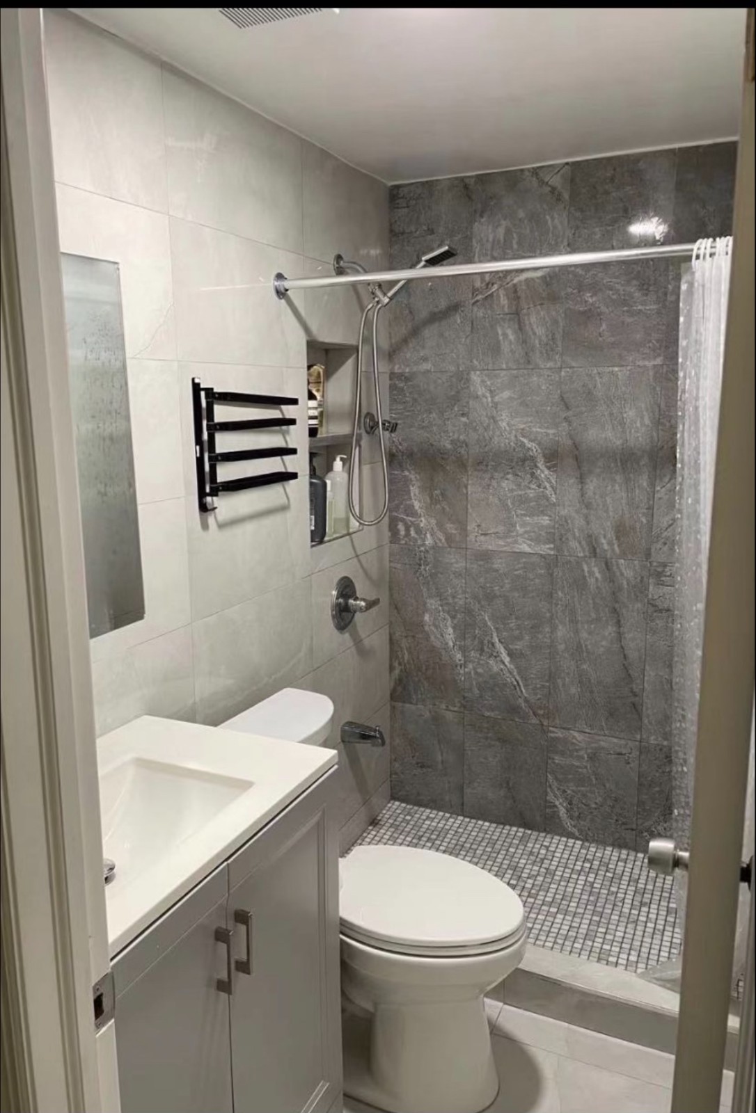 美东装修公司，精湛瓦工，干掛石头墙，庭院铺砖砌墙，外墙翻新，室内外装修，厨房浴室，土木水电，瓷砖水泥