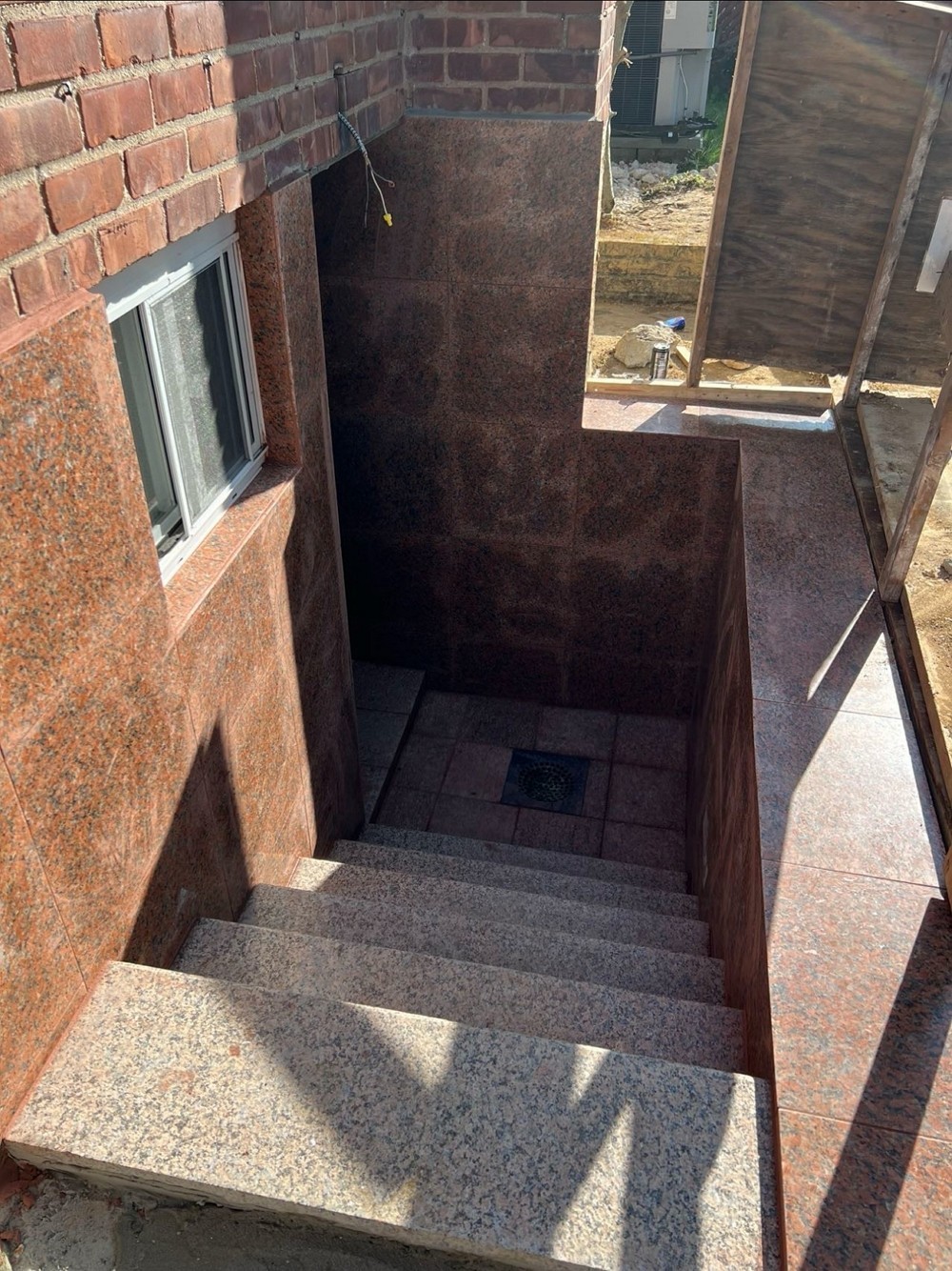 嘉恒建筑装修公司 - 新建加建工程总承包，厨浴装修，木工水电，施工精湛，开工纸，百万保险 建筑项目总承包