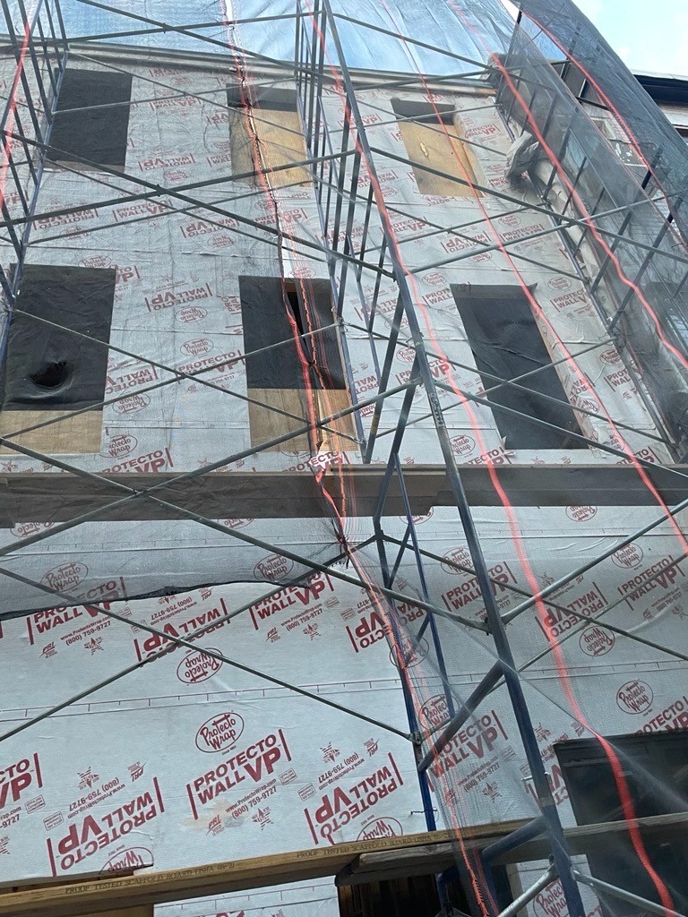 万能装修，接纽约长岛房屋建筑装修项目，住宅公寓装修改建，店铺餐馆翻新，瓷砖木工，技术全面，价格合理