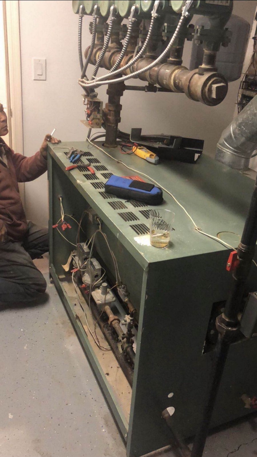 纽约创记水喉冷暖公司-暖气炉/热水炉修理，水喉水管，管道疏通、消防、煤气管维修，申请开工文件，违规更正