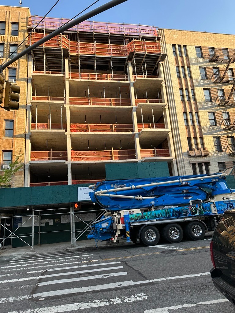 鑫帅建筑装修公司，纽约布鲁克林大型建筑装修，住宅/商业建筑装修，加层改建，精通施工工艺，设计/开工纸