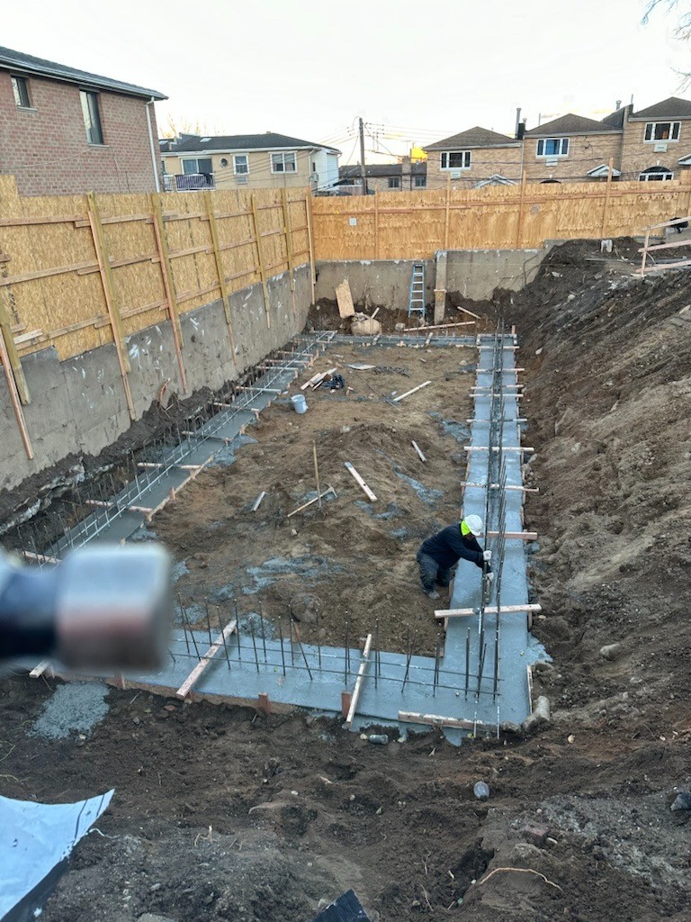 鑫帅建筑装修公司-纽约史泰登岛大型建筑装修，住宅/商业建筑装修，加层改建，精通施工工艺，设计/开工纸