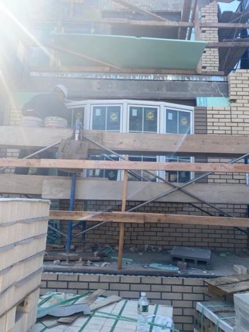 旭日装修公司承接纽约长岛房子室内外装修，厨房浴室/瓷砖地板/门窗翻新，庭院改造，水电/泥水，免费估价