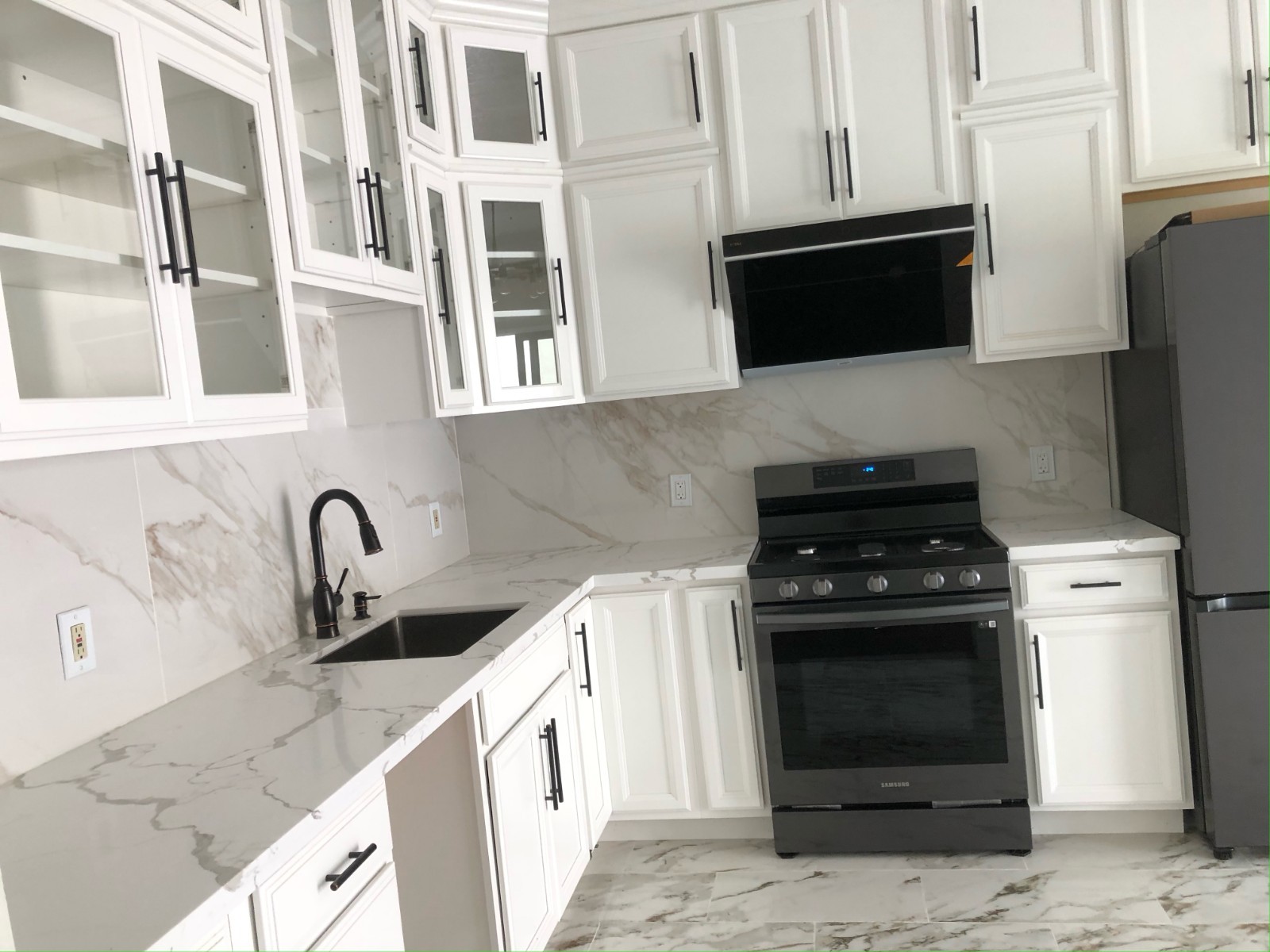 旧金山湾区房屋室内装修,豪华装修专精厨浴装修,集成吊顶,门窗地板/围墙,木工水电,免费估价