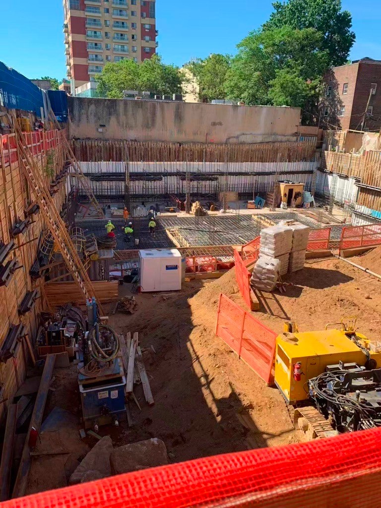 鑫帅建筑装修公司 房屋建筑装修 住宅/商业建筑工程 加层改建，精通施工质量管理，设计/开工纸/施工管理