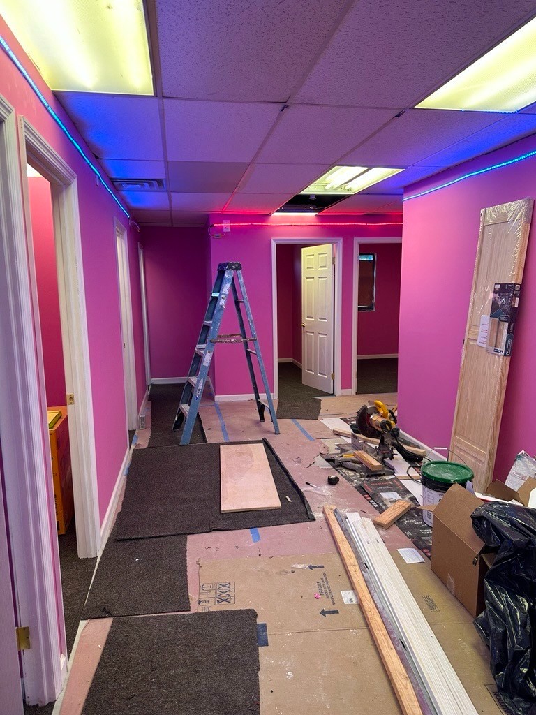 鑫帅建筑装修公司 房屋建筑装修 住宅/商业建筑工程 加层改建，精通施工质量管理，设计/开工纸/施工管理