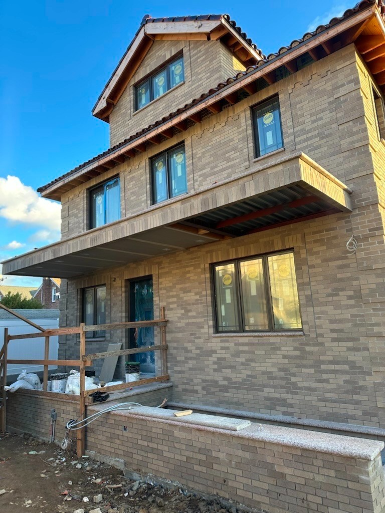 鑫帅建筑装修公司 房屋建筑装修 住宅/商业建筑工程 加层改建，精通施工质量管理，设计/开工纸/施工管理