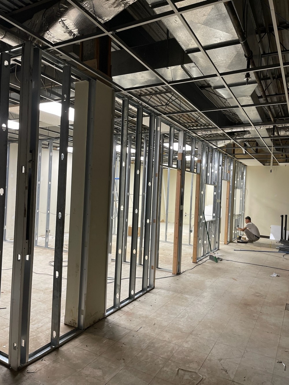 Qu Construction 建筑装修公司 - 陈师傅资深装修行家，室内外装修，庭院设计改造，工艺精湛