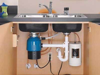 LA开锁换锁修门修窗户铁门安装搅碎机热水器密码锁