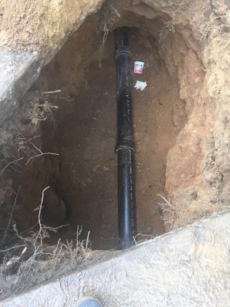 先进设备安全通管通渠， 彻底解决下水管道堵塞问题，快速疏通下水管道 为家庭和餐馆服务