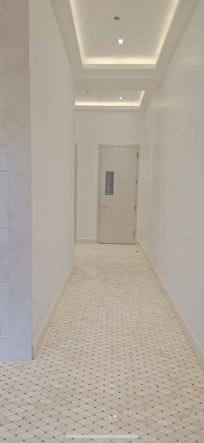 诚美建筑装潢公司专业安装门窗，安装保温窗户换新窗户，建筑施工装修，有开工纸，安全专业高质量装修