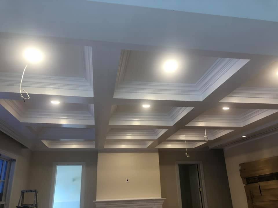 诚美建筑装潢公司专业安装门窗，安装保温窗户换新窗户，建筑施工装修，有开工纸，安全专业高质量装修